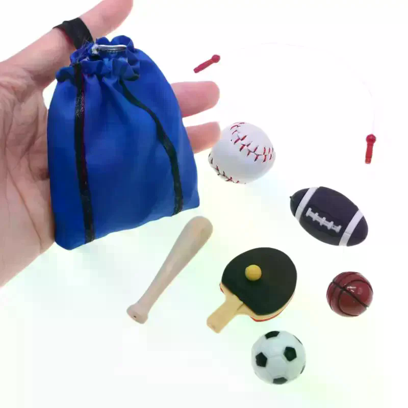 Sports Equipment Basketball - ชุดอุปกรณ์กีฬามินิจำลองสำหรับบ้านตุ๊กตา 1/12 ชุดบาสเก็ตบอล ฟุตบอล รักบี้ เชือกกระโดด